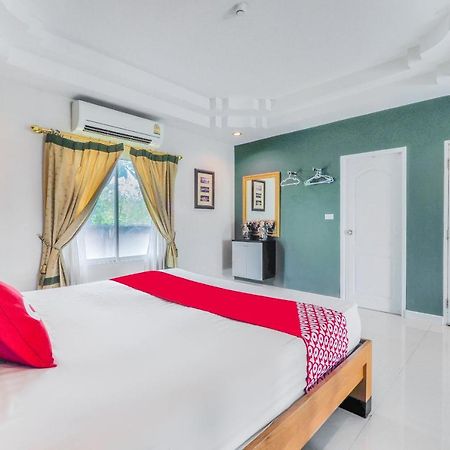 Oyo 926 Sydney Resort Suphan Buri Ngoại thất bức ảnh